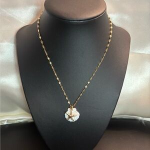 *New* Titanium 18k Gold Plated Starfish with Seashell Pendant Necklace